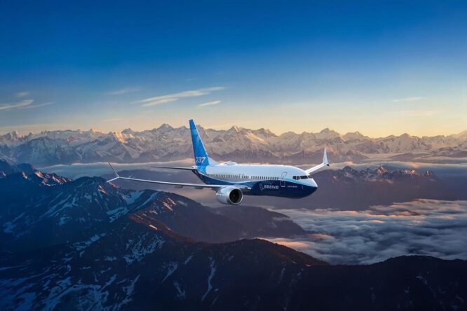Boeing 737-7’ye sertifika verildi