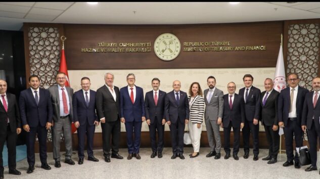 HİB Başkanı ve heyeti 3 bakanı makamlarında ziyaret etti