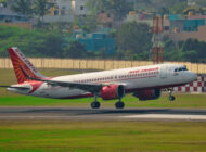 Air India uçağı türbülansa girdi 17 kişi yaralandı
