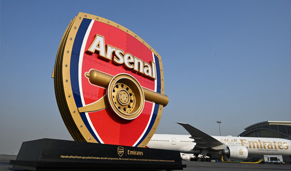 Arsenal Arması uçak parçalarından üretildi