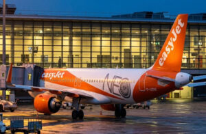 EasyJet Fransa’da hafta sonu 100 uçuşu iptal edildi