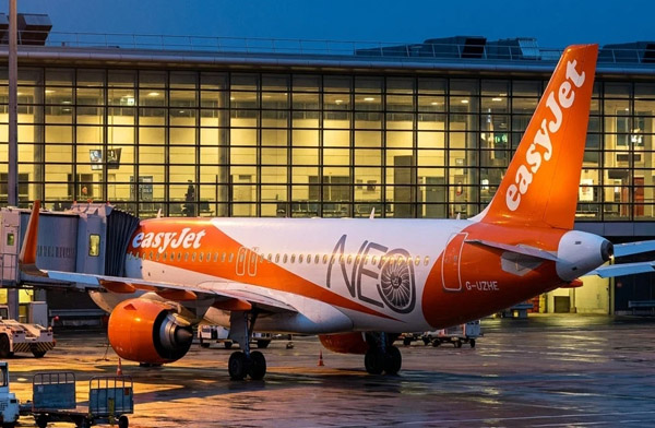 EasyJet Fransa’da hafta sonu 100 uçuşu iptal edildi