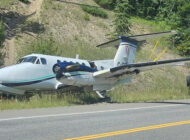 Kanada’da Beechcraft 200 Super King Air oto yola indi
