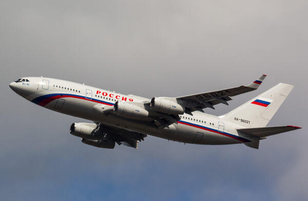 Rus IL-96 Moskova’dan Almanya’ya uçtu