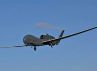 Japonya’da RQ-4B Global Hawk denize düştü