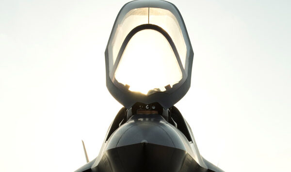 F-35 parçaları kargo uçağında kayboldu