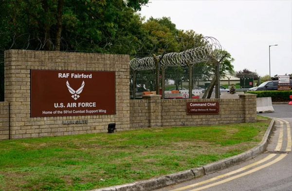 RAF Fairford Üssü alarma geçti