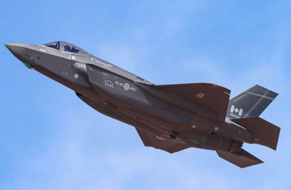 Kanada’nın ilk F-35A Lighting II uçağı ilk uçuşunu yaptı