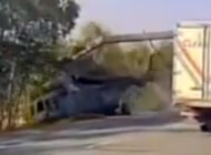 Rusya’da Mi-8 tipi helikopter otoyola indi
