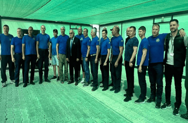 Büyükelçi Verşinin İzmir’de Beriev üssünü ziyaret etti