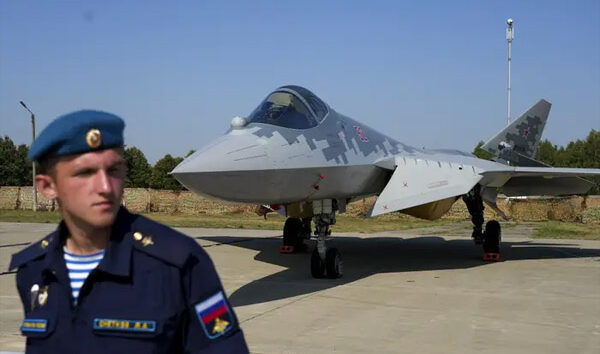 Rus ordusu yeni Su-57 uçaklarını teslim aldı