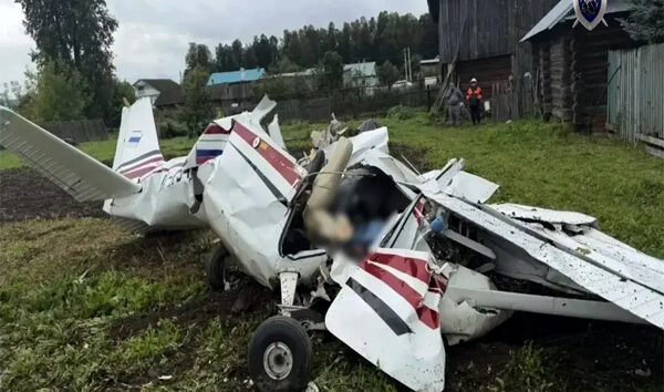 Tataristan’da Cessna 172K TV kulesine çarptı