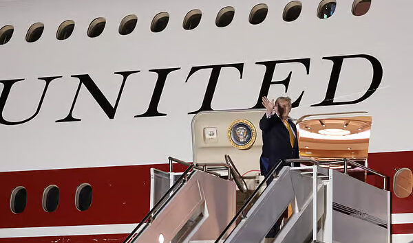 Trump B747-8 ile İrlanda’ya gidecek