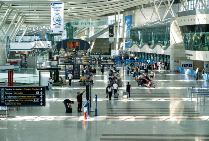 TAV dokuz ayda 89 milyon yolcuya hizmet verdi