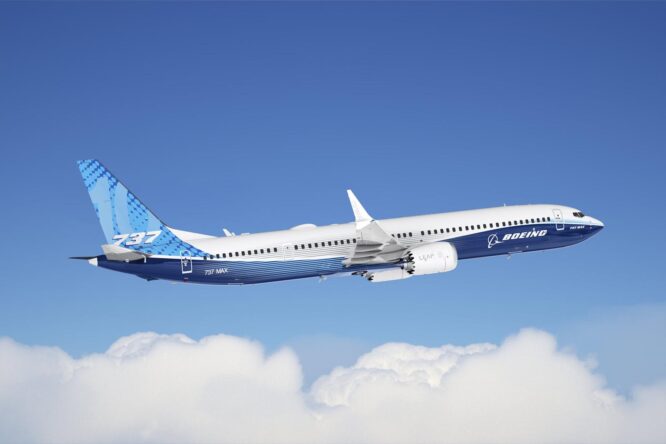 Boeing 737-10 sertifikalandırıldı