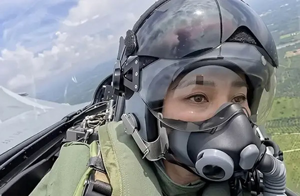 Tayland Kraliçesi Suthida ülke tarihine geçti