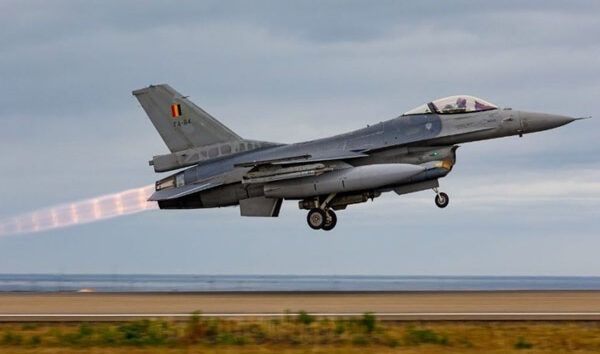Belçika Ukrayna’ya üç adet F-16 teslim edecek
