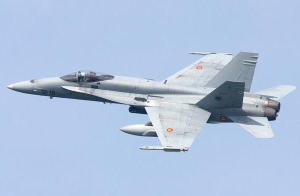 İspanya’nin iki F-18 uçağı NATO görevinde alarma geçti