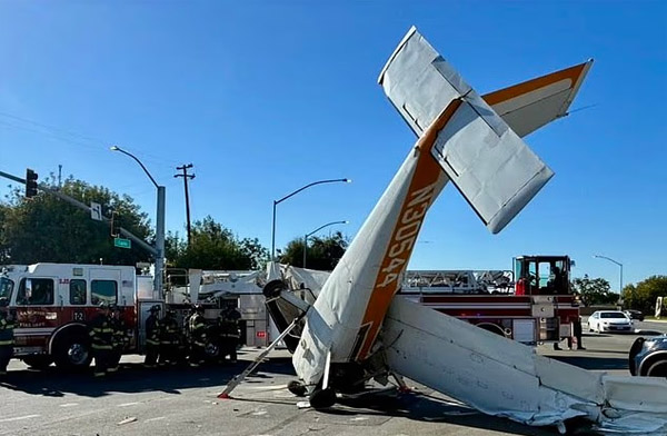 Kaliforniya’da Cessna 177A oto yola düştü