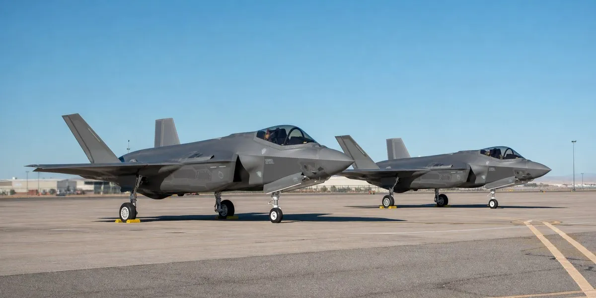 Kanada ilk F-35 savaş uçağını teslim aldı