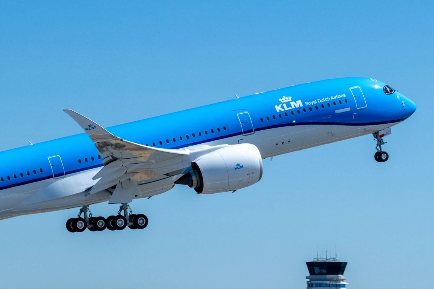 KLM,  A350-900 uçağı ilk seferini gerçekleştirdi
