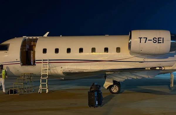Nijerya’da Challenger 604’ün havada kapısı koptu