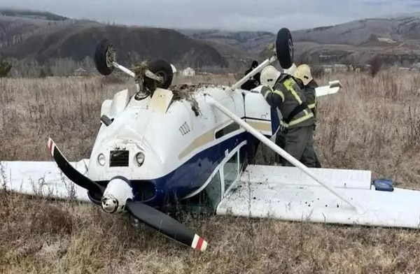 Rusya’da Cessna 182p acil inişte kaza yaptı